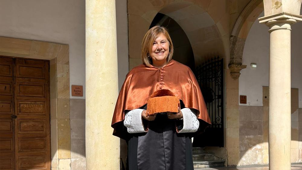 Imagen La profesora Charo Suárez, directora del Departamento de Informática de la Universidad de Oviedo, obtiene el Premio Impulso TIC Mención Especial