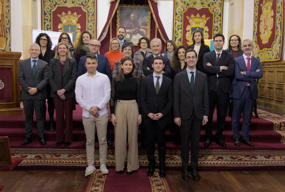 Imagen La Universidad de Oviedo entrega los Premios a los mejores trabajos fin de grado de las cátedras AACSB de la Facultad de Economía y Empresa