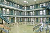 Image Un estudio de la Universidad revela que el 30% de los presos padecen...