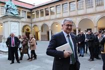Imagen Santiago García Granda es elegido rector de la Universidad de Oviedo con...