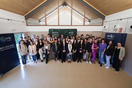 Image 80 estudiantes de la Universidad de Oviedo completan con éxito su beca...