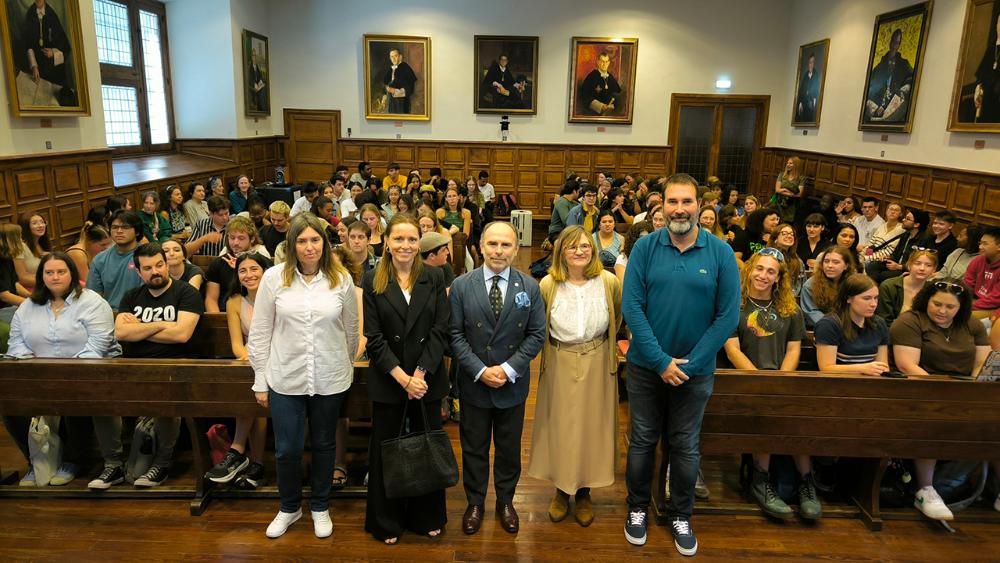 Imagen Más de un centenar de estudiantes participan en el curso intensivo de español para extranjeros de La Casa de las Lenguas